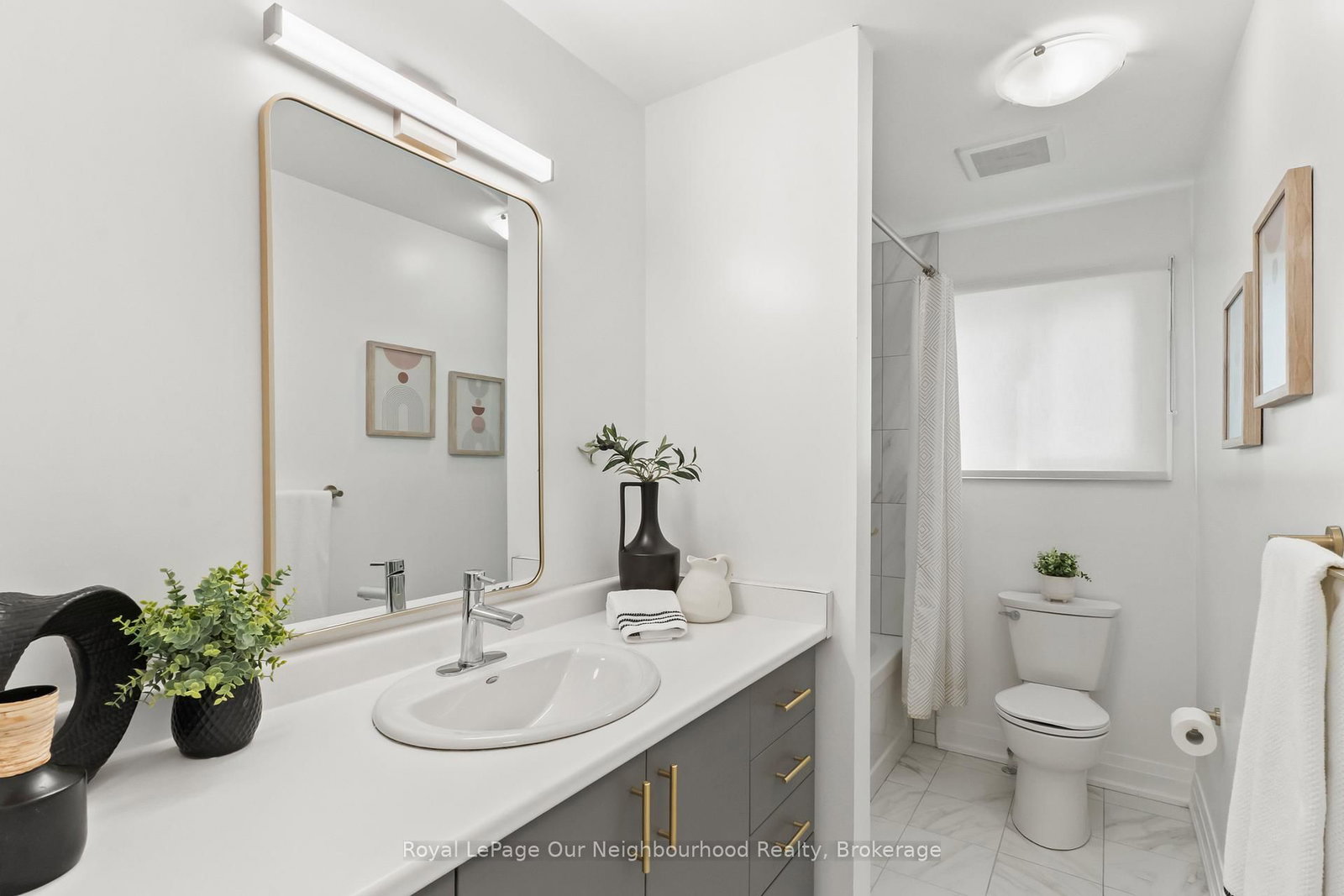 571 Berwick Crescent - Photo 12