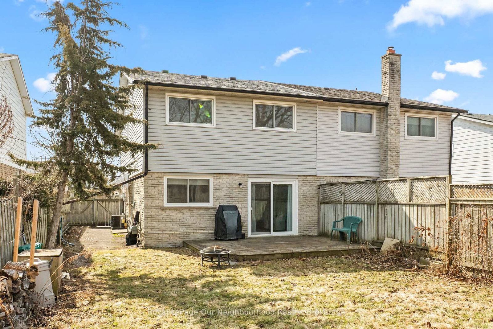 571 Berwick Crescent - Photo 14