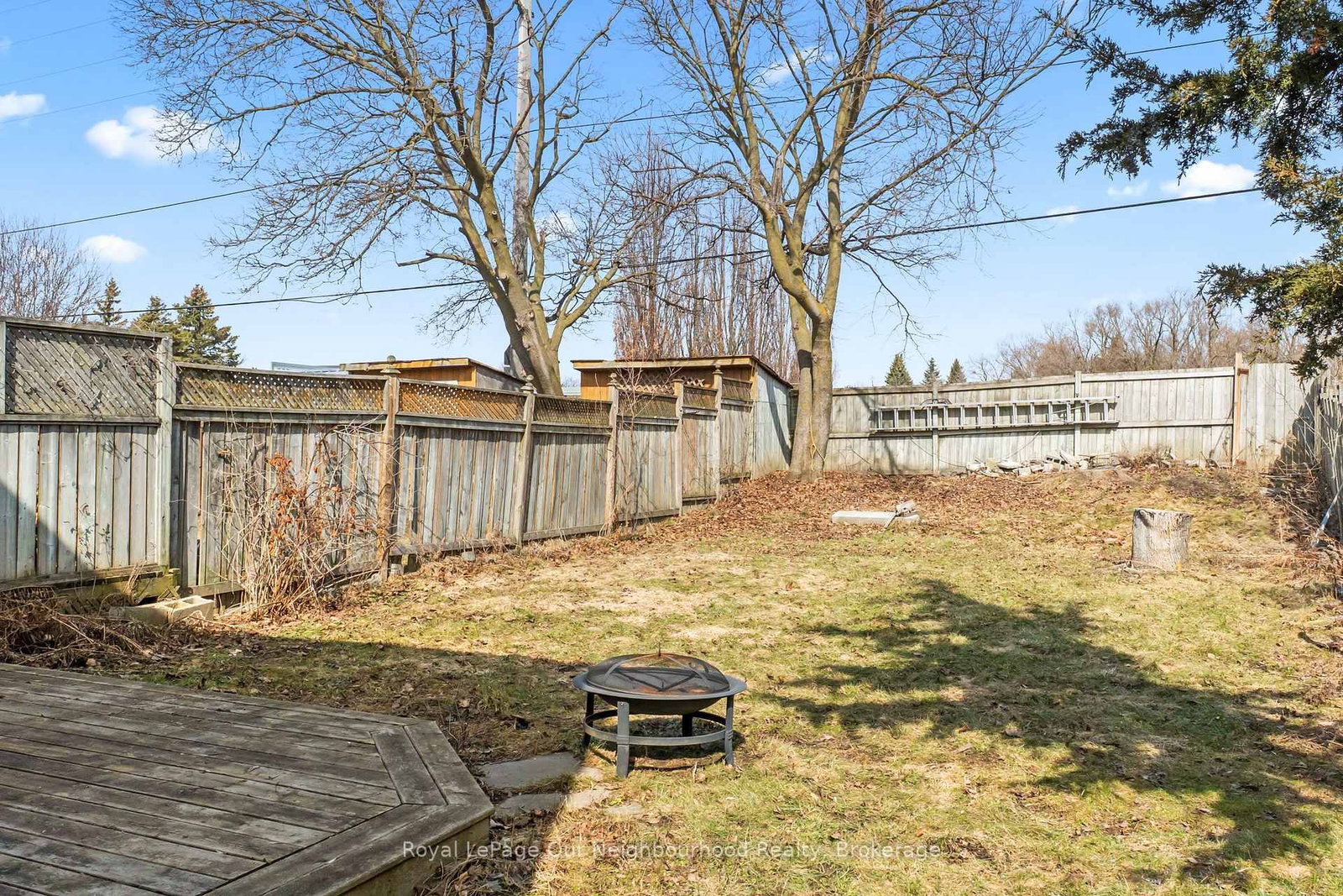 571 Berwick Crescent - Photo 15