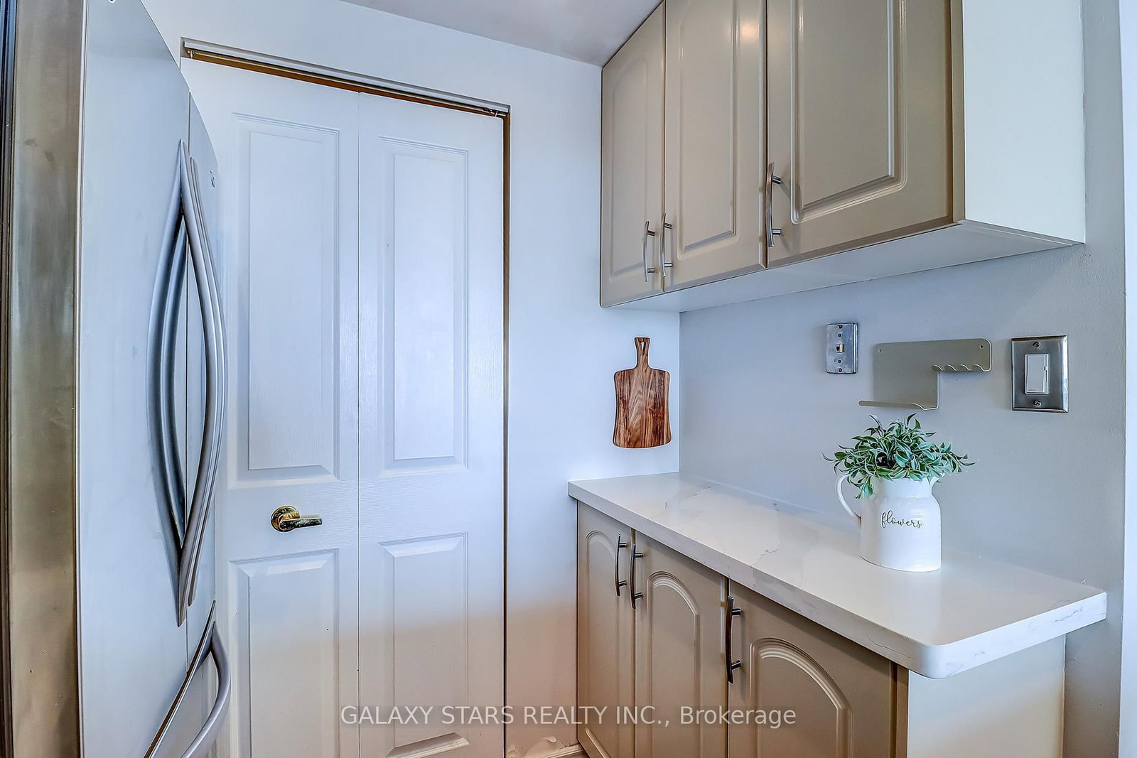 88 Corporate Drive, Unit 1205A - Photo 18