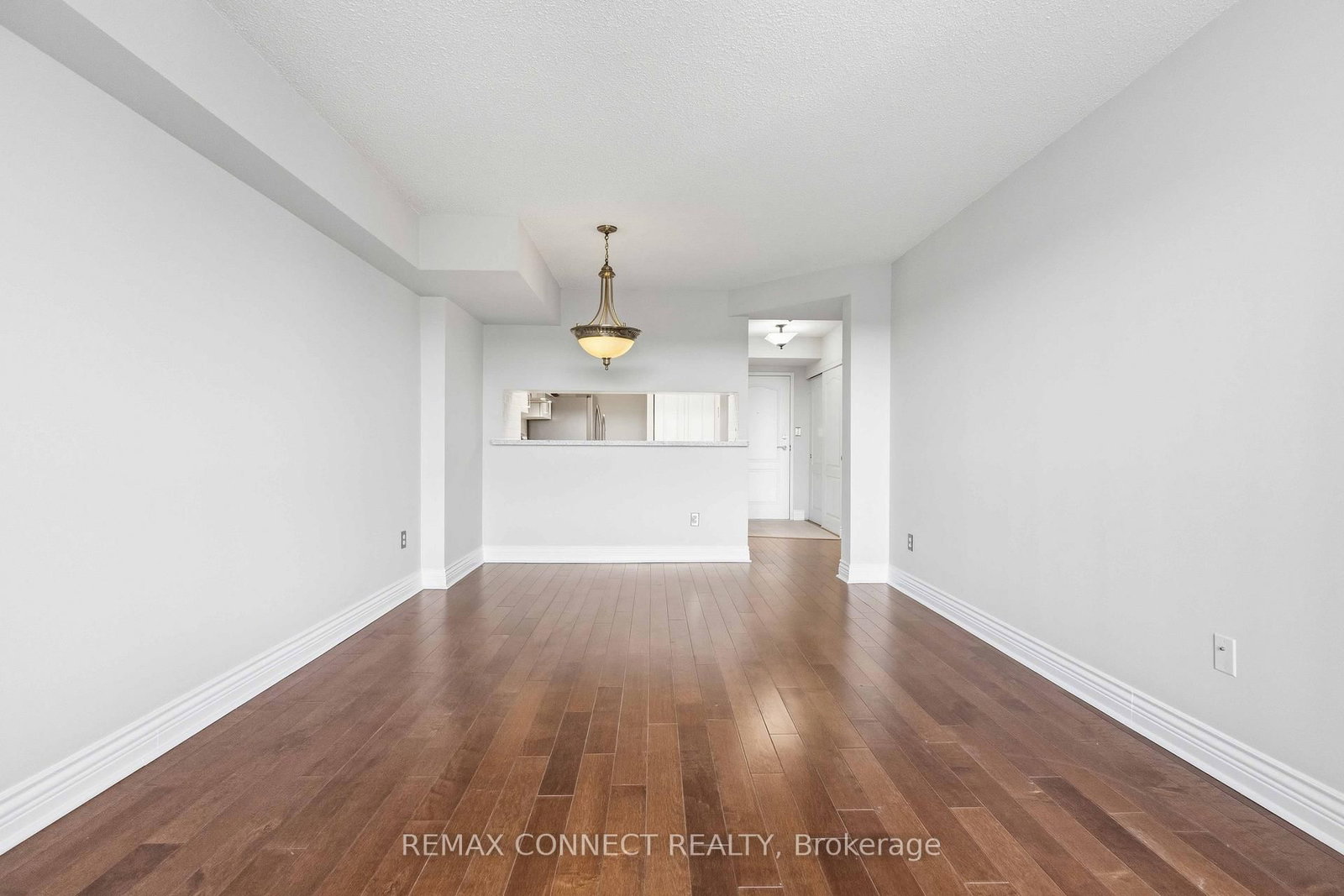 712 Rossland Road, Unit 814 - Photo 25