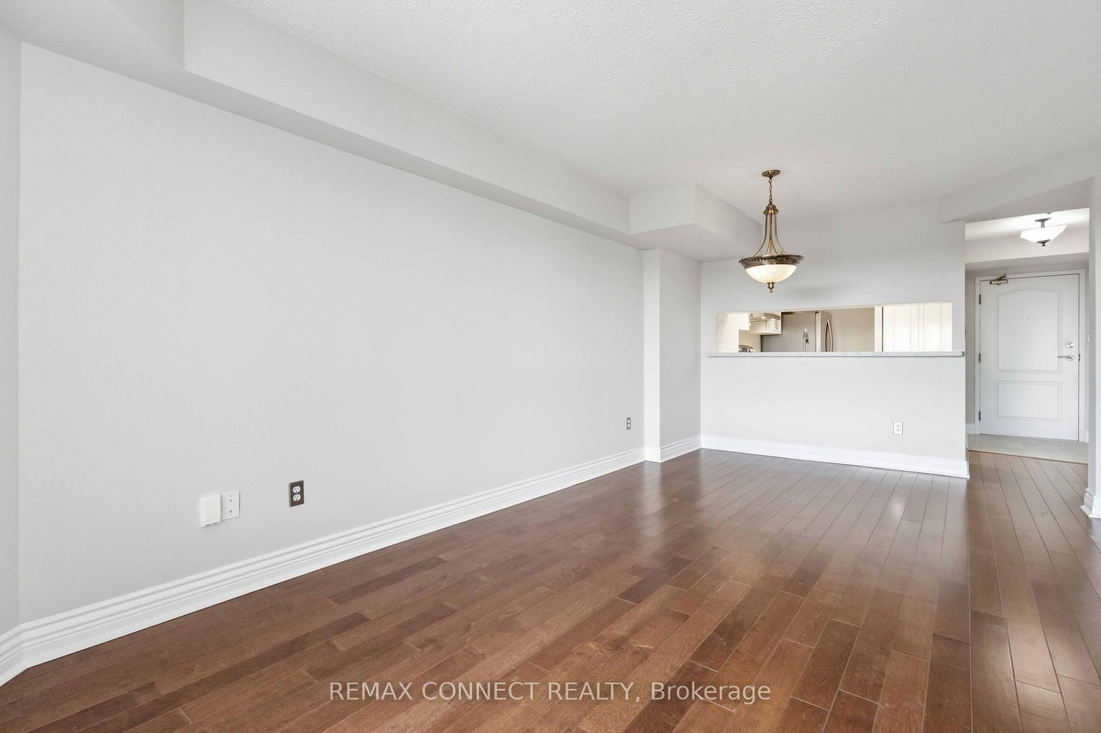 712 Rossland Road, Unit 814 - Photo 26