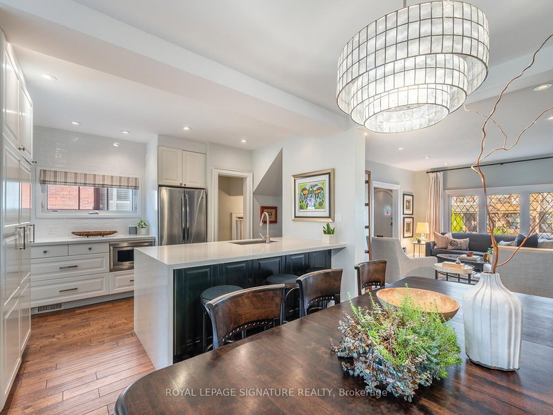 390 Kingswood Rd, Toronto, M4E 3P1 | Image 3