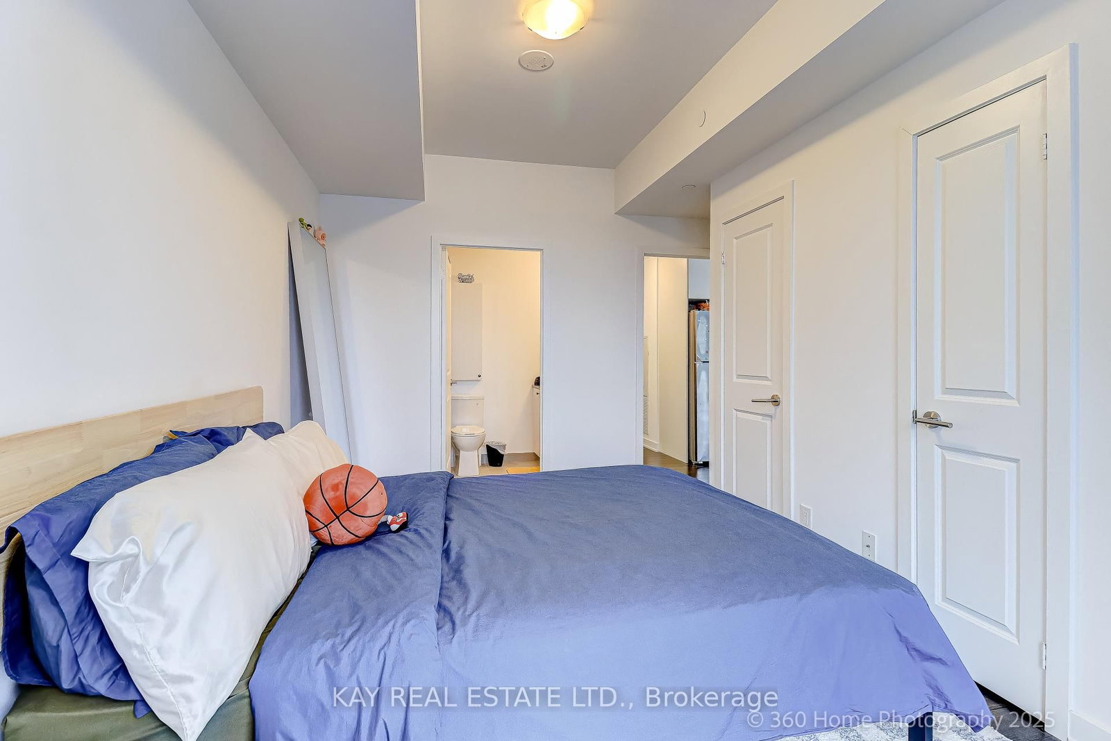 2799 Kingston Road, Unit 305 - Photo 12