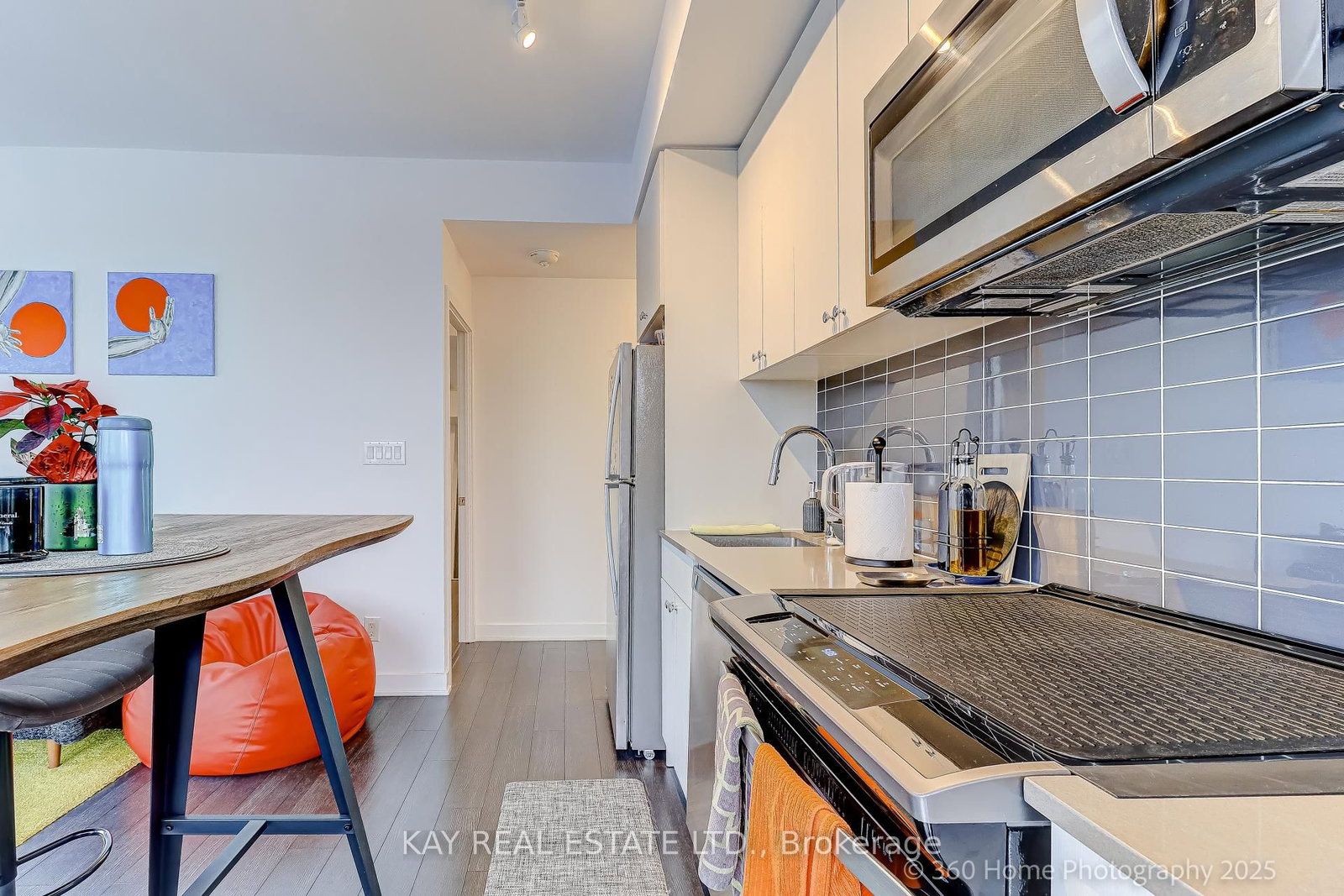 2799 Kingston Road, Unit 305 - Photo 22