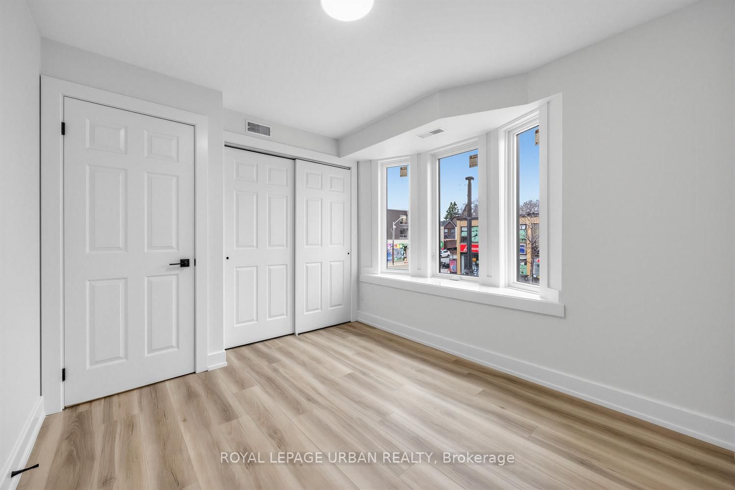 851 Danforth Avenue, Unit A - Photo 10
