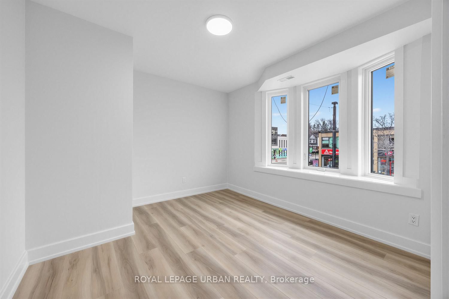 851 Danforth Avenue, Unit A - Photo 12