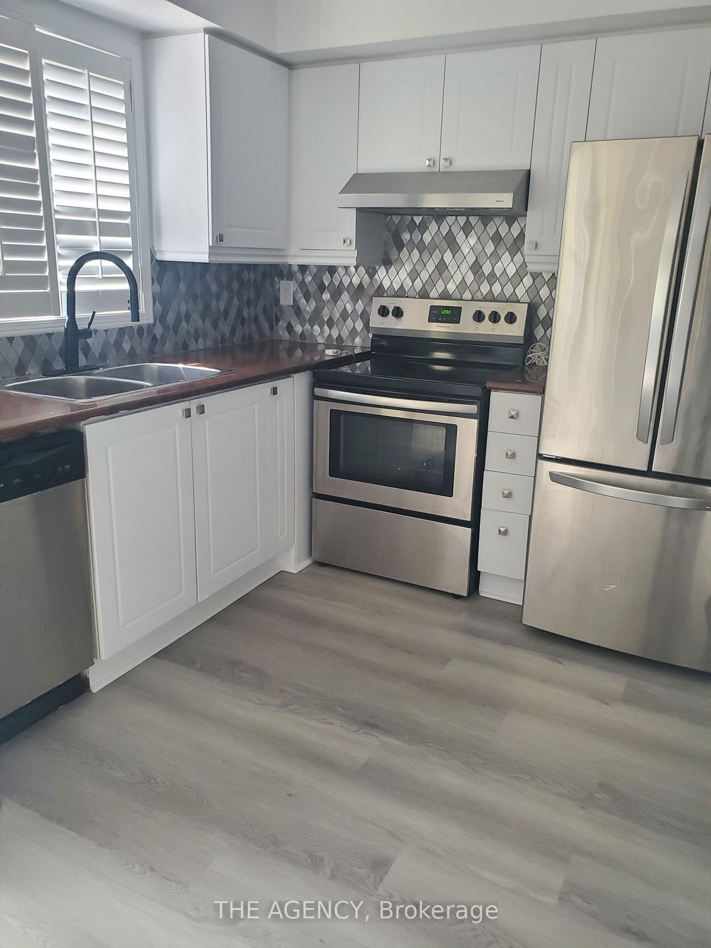 189 Galloway Road, Unit 27 - Photo 4