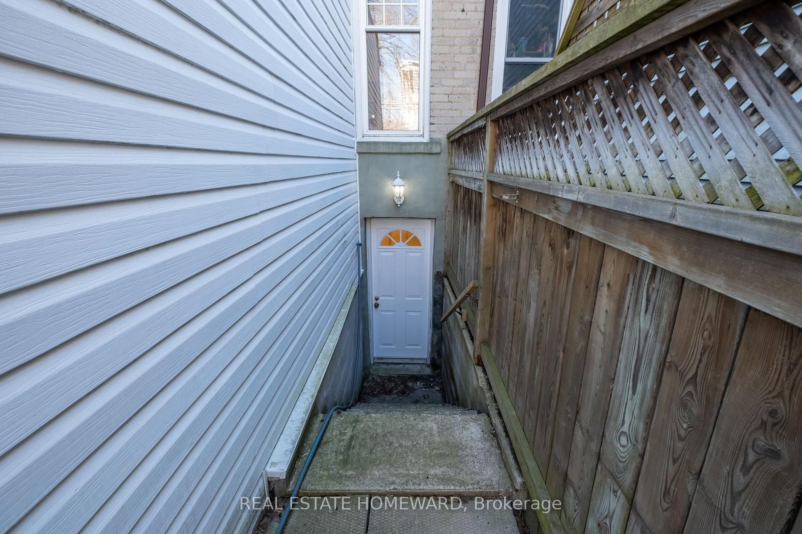 52 Balfour Avenue - Photo 32