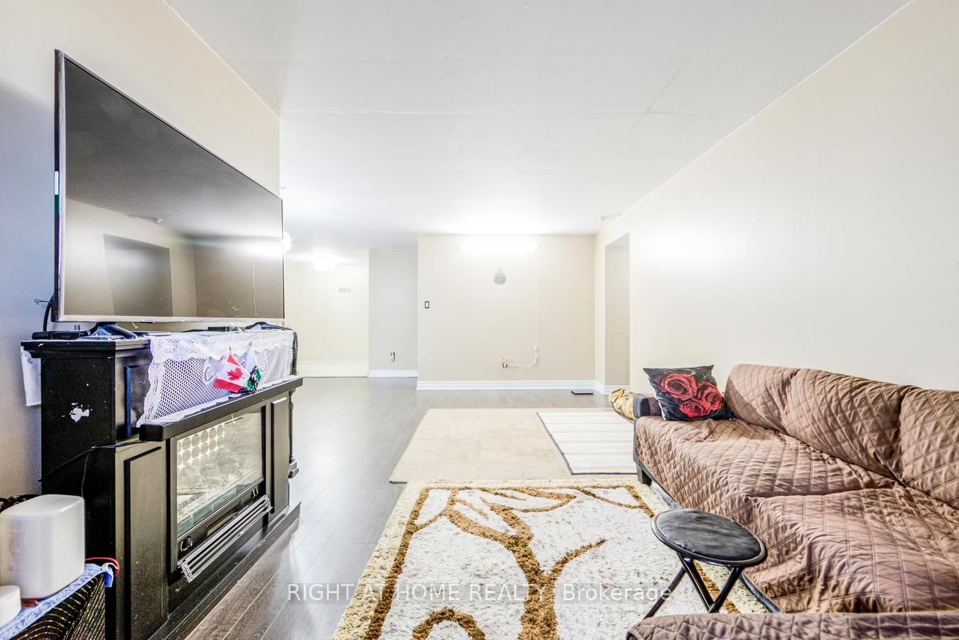 15 Sewells Road, Unit 204 - Photo 11