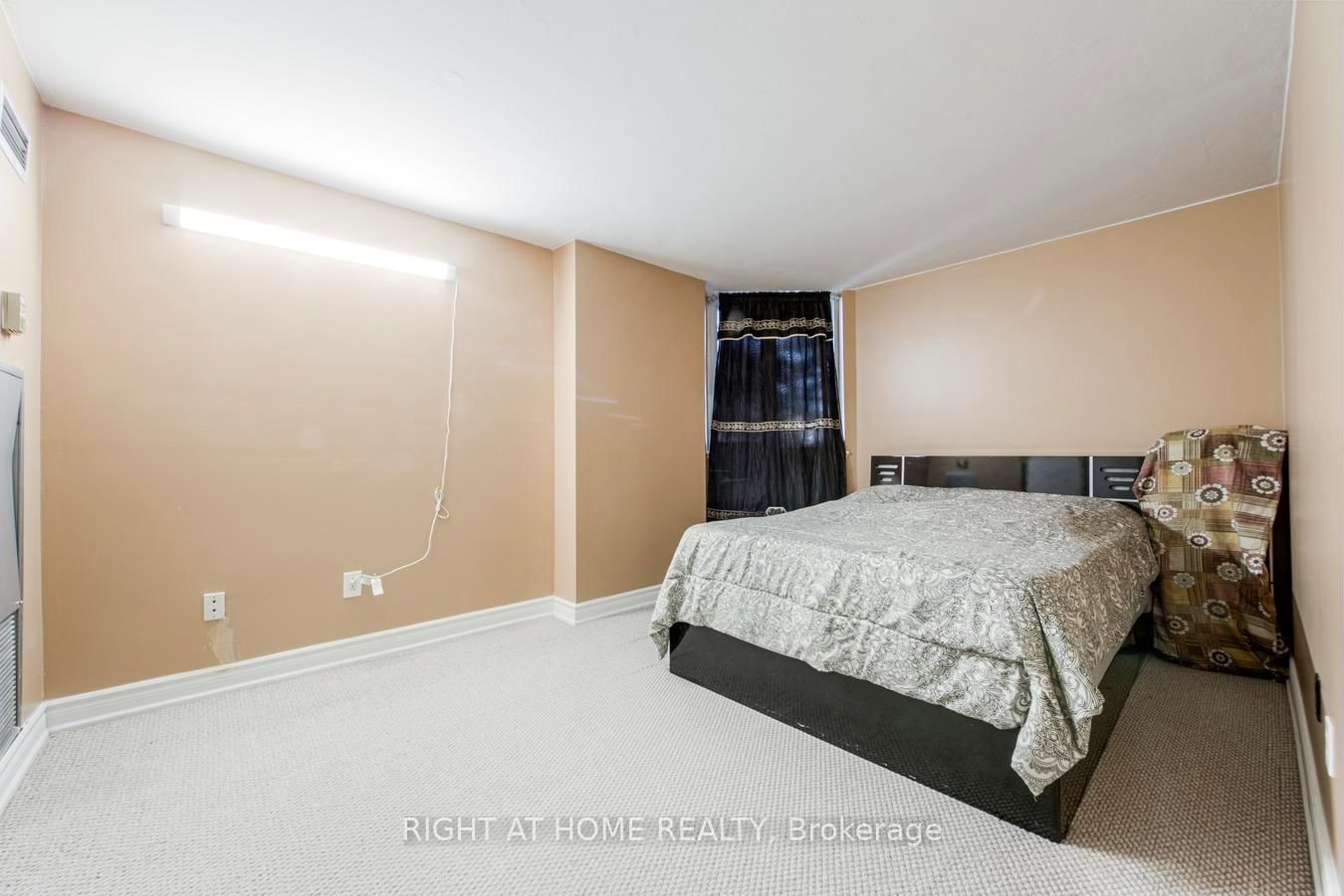 15 Sewells Road, Unit 204 - Photo 19