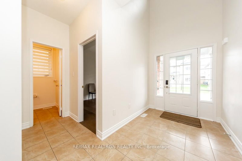 24 Skelton Cres, Ajax, L1Z 0S2 | Image 3