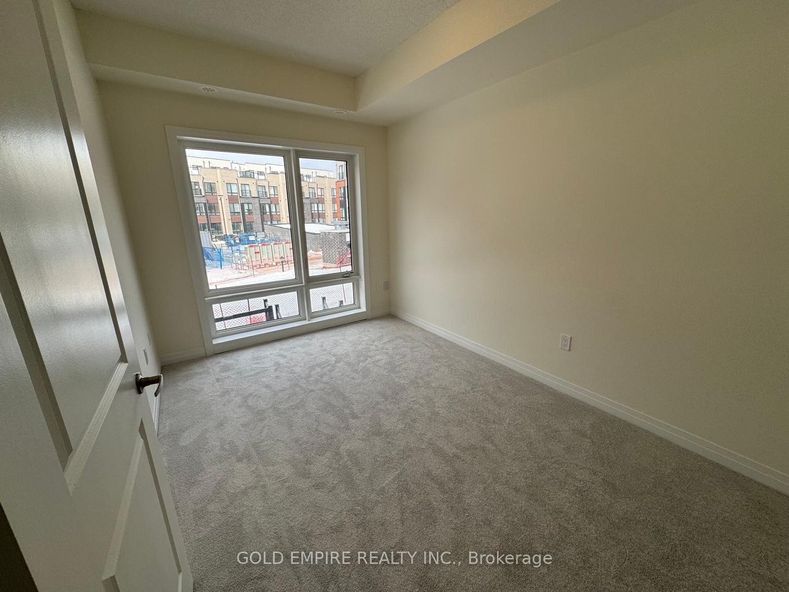 35 Priya Lane, Unit 18 - Photo 3