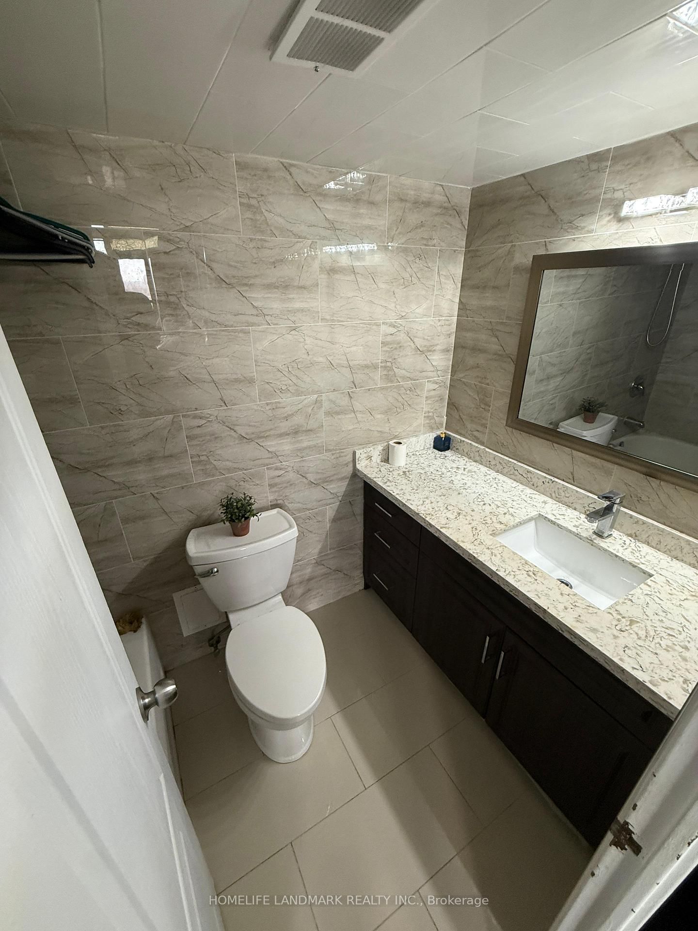 180 Markham Road, Unit 1703 - Photo 7