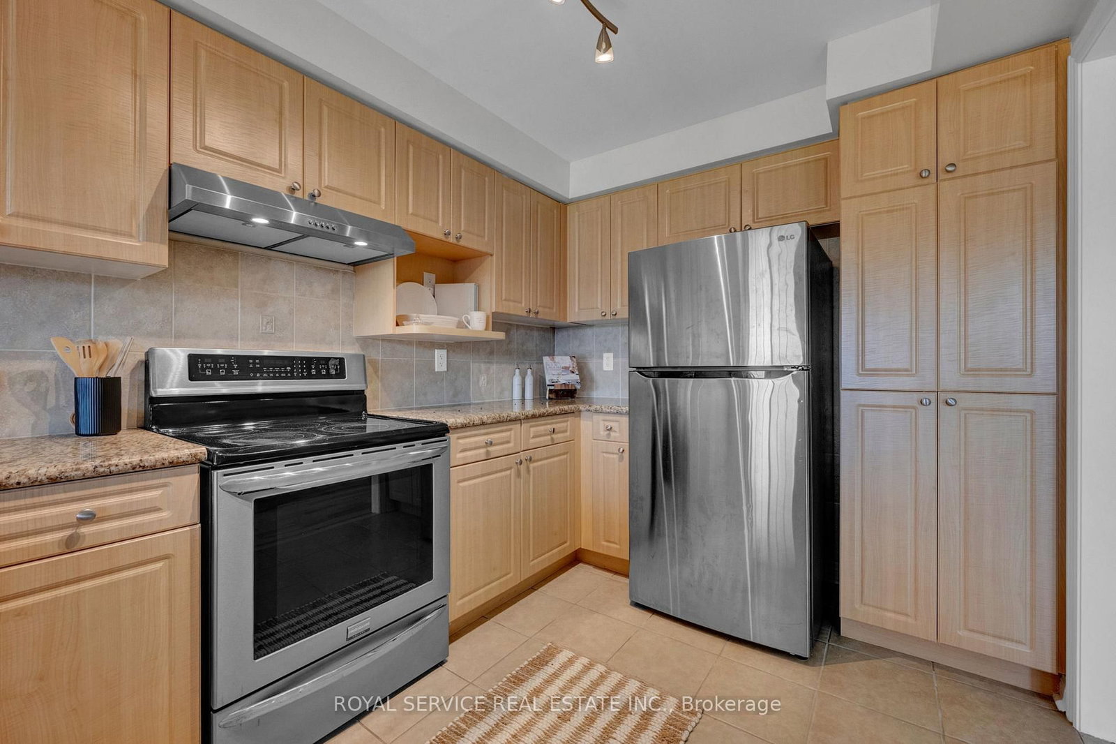 80 Atherton Avenue - Photo 14