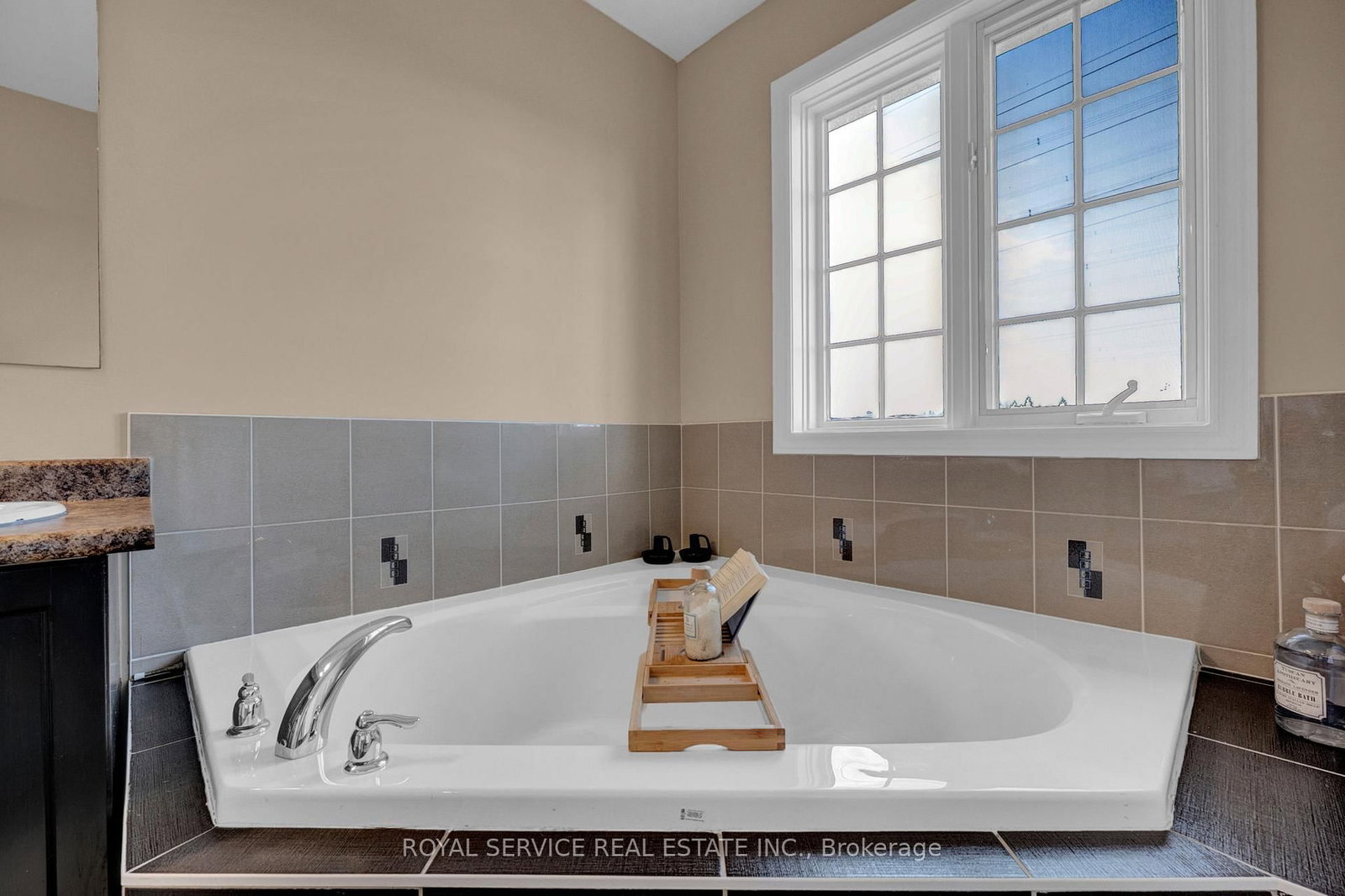 80 Atherton Avenue - Photo 23