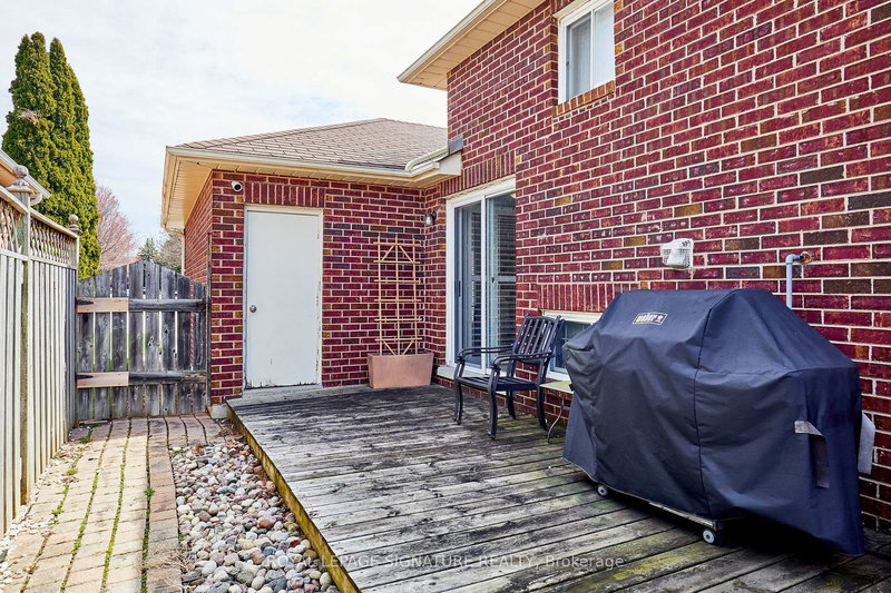 18 Boychyn Dr, Whitby, L1N 6Z4 | Image 3