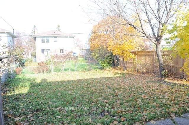 9 Oakworth (main and second floor) Crescent - Photo 15