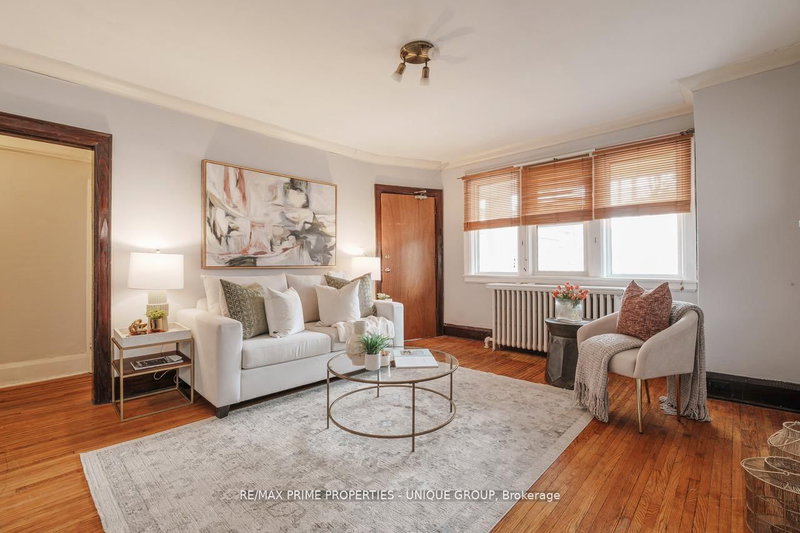 Main - 3 Bonfield Ave, Toronto, M4E 1B9 | Image 3