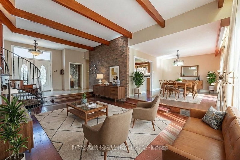 35 Brumwell St, Toronto, M1C 2K7 | Image 2