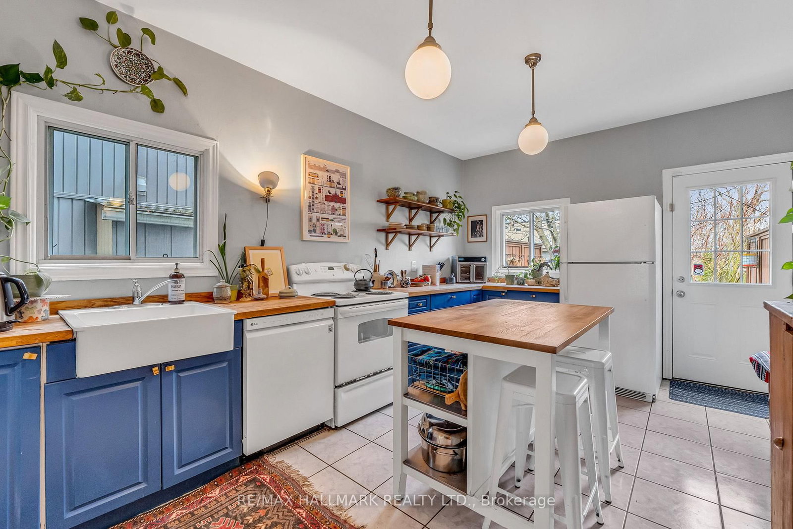 387 Woodfield Avenue - Photo 11