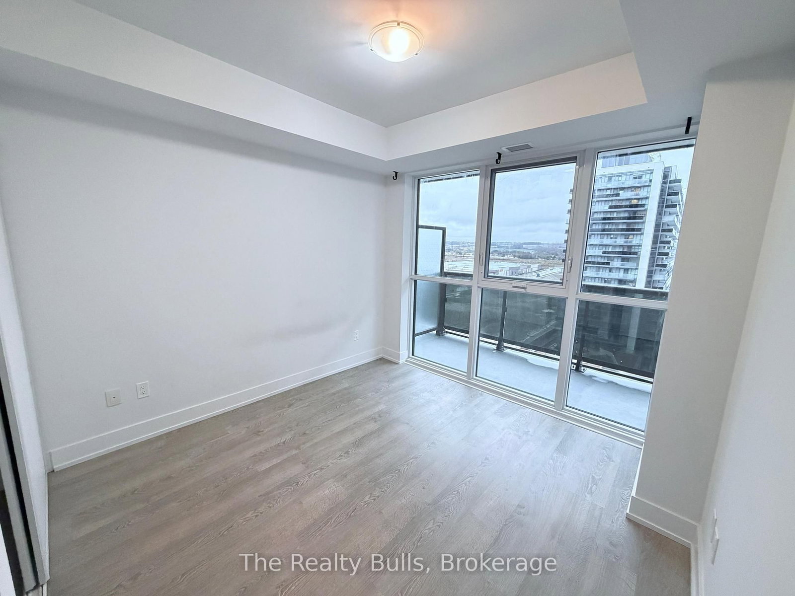 2550 Simcoe Street N, Unit 1412 - Photo 15