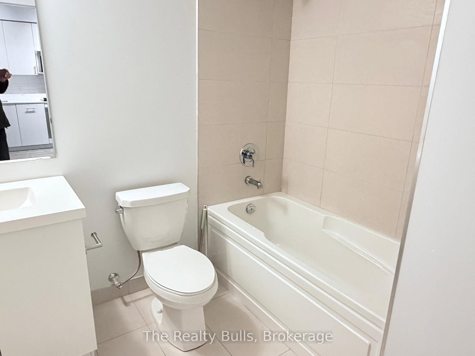 2550 Simcoe Street N, Unit 1412 - Photo 5
