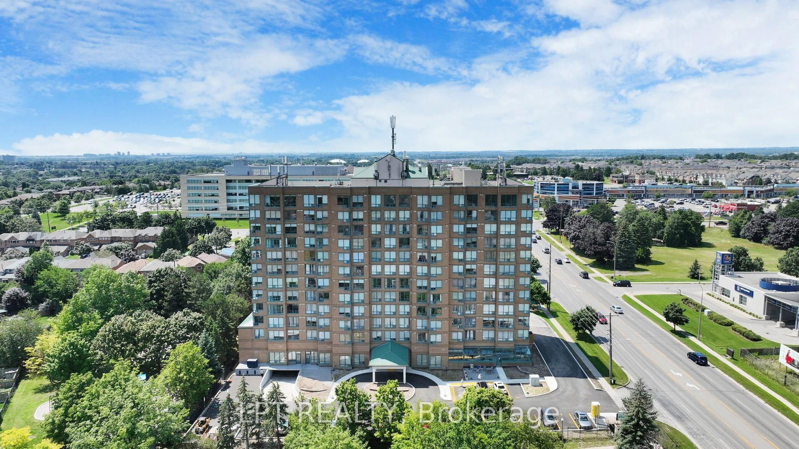 711 Rossland Road E, Unit 505 - Photo 4