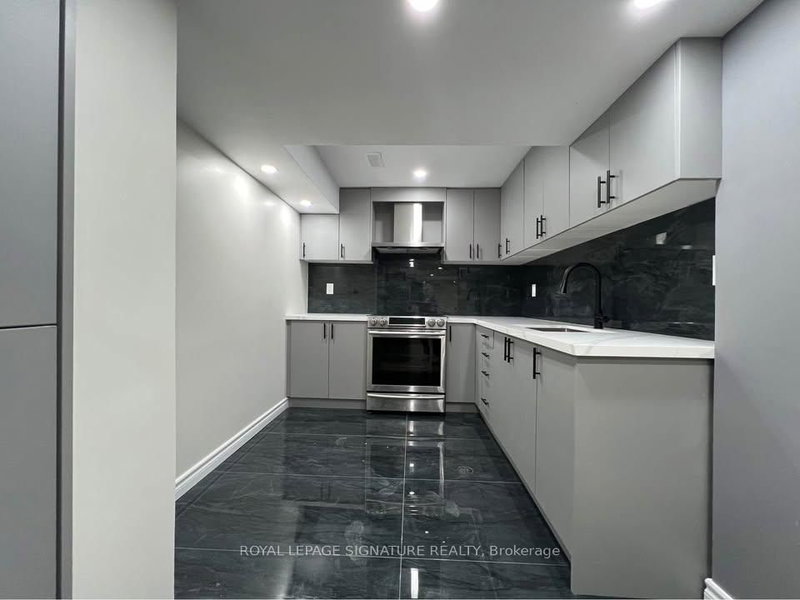 BSMT - 60 Lofthouse Dr, Whitby, L1R 1W5 | Image 3