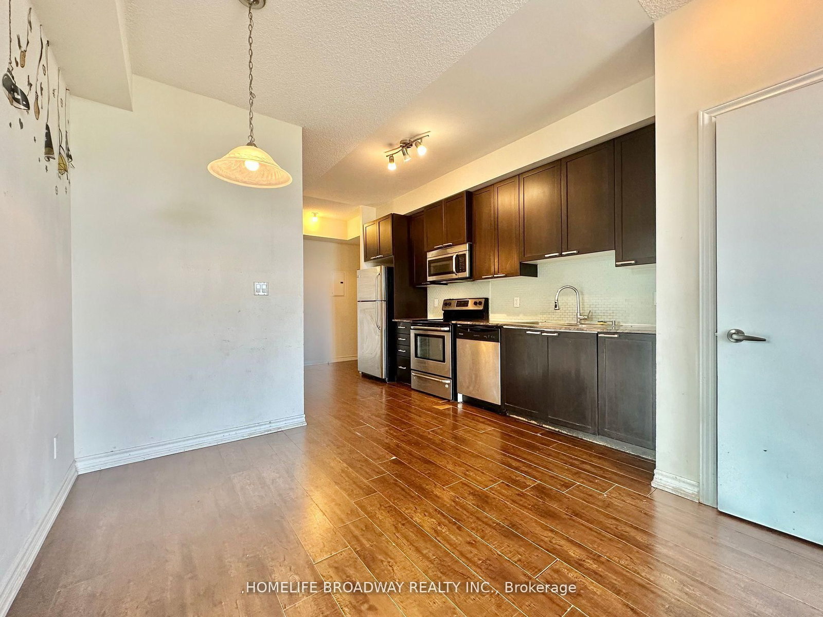 1328 BIRCHMOUNT Road, Unit 912 - Photo 5