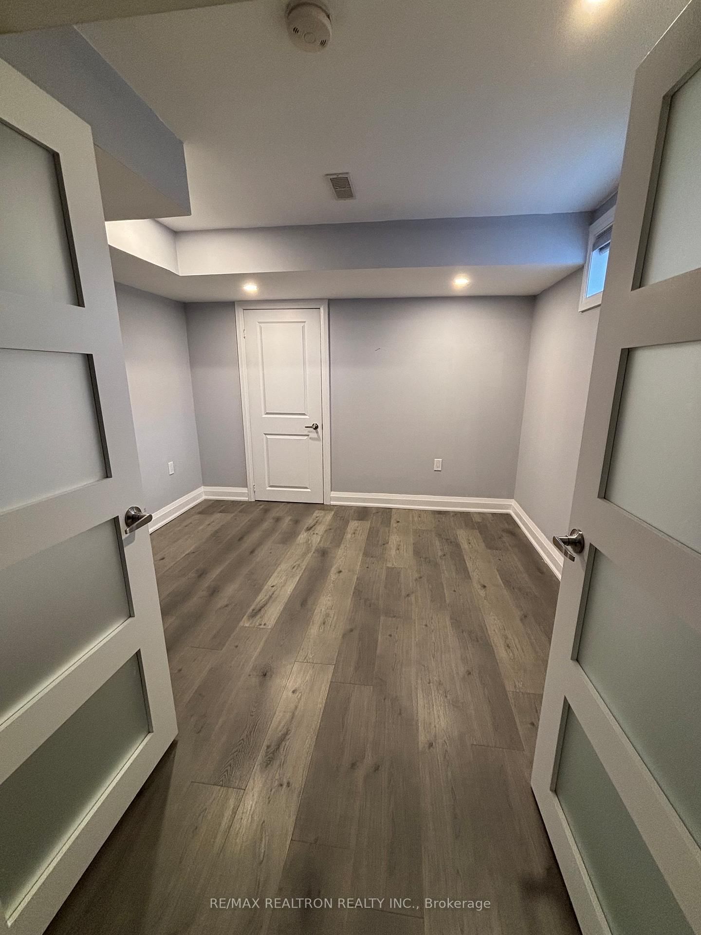 31 Beaverdams Drive, Unit Basement - Photo 2