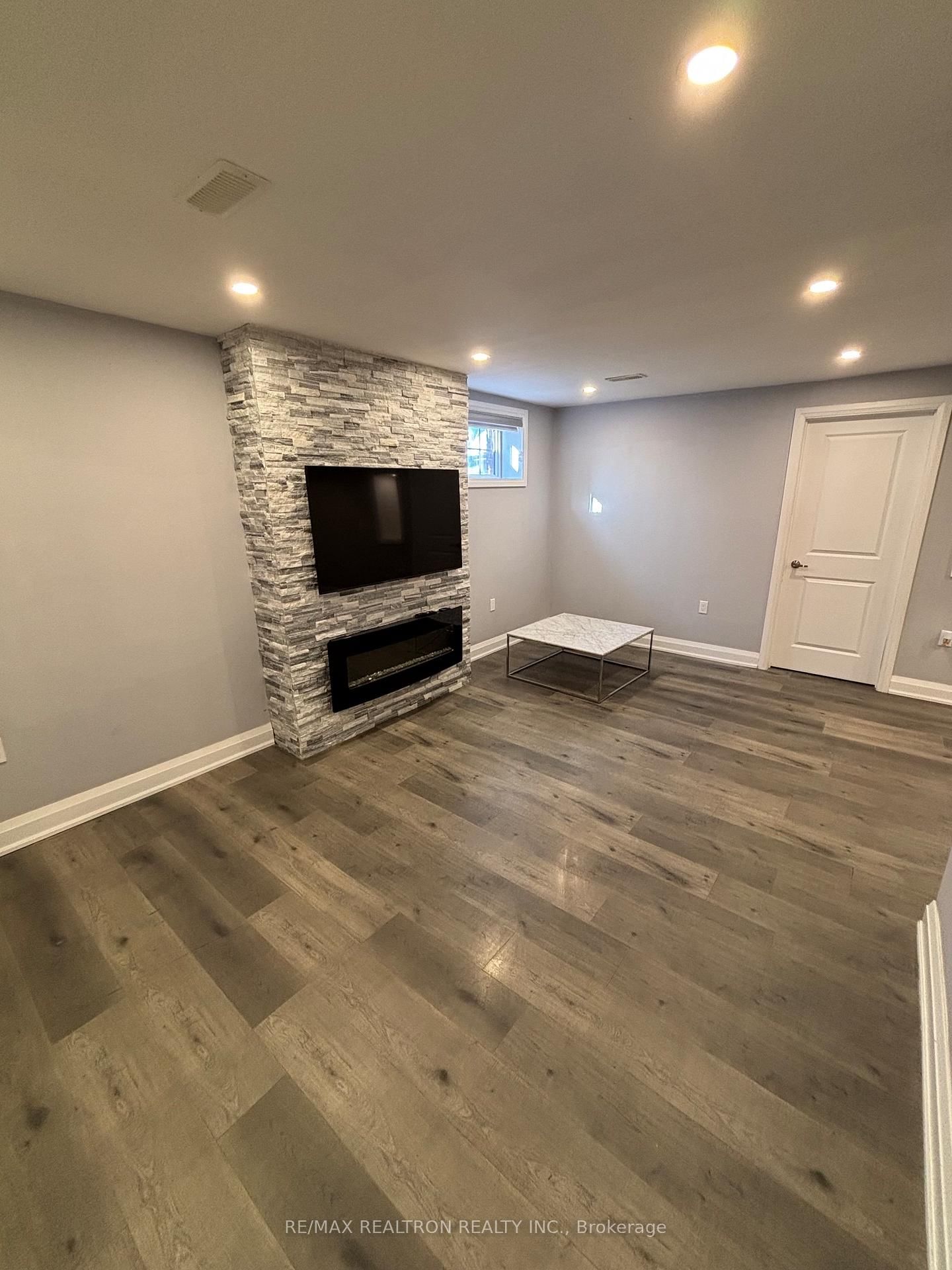31 Beaverdams Drive, Unit Basement - Photo 9