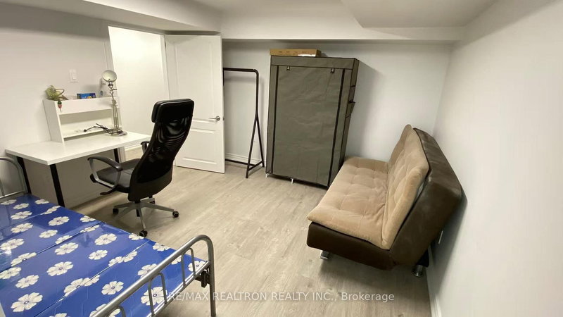 BSMT - 6 Cudham Dr, Toronto, M1S 3J6 | Image 2