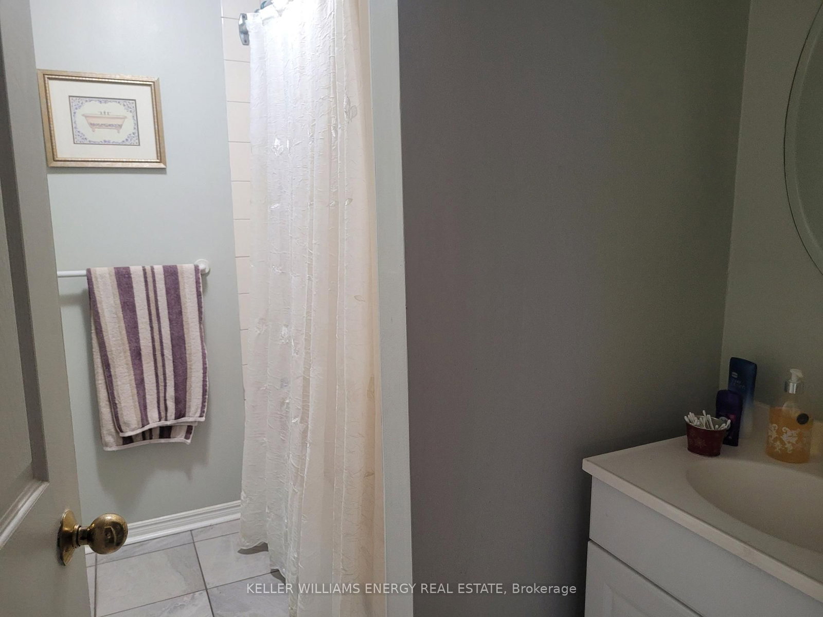 576 Mary Street E, Unit 207 - Photo 6