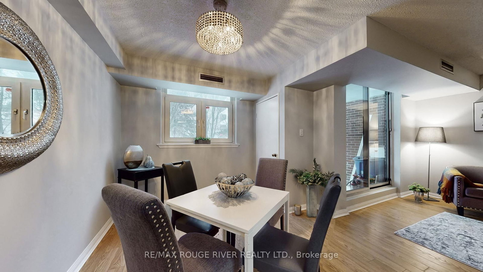 40 Chichester Place, Unit 203 - Photo 17