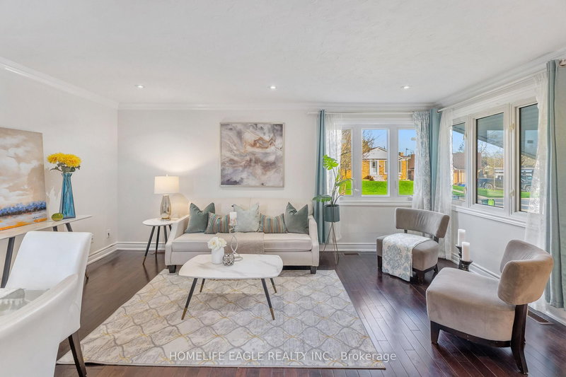 20 Maywood Park, Toronto, M1K 2G8 | Image 2