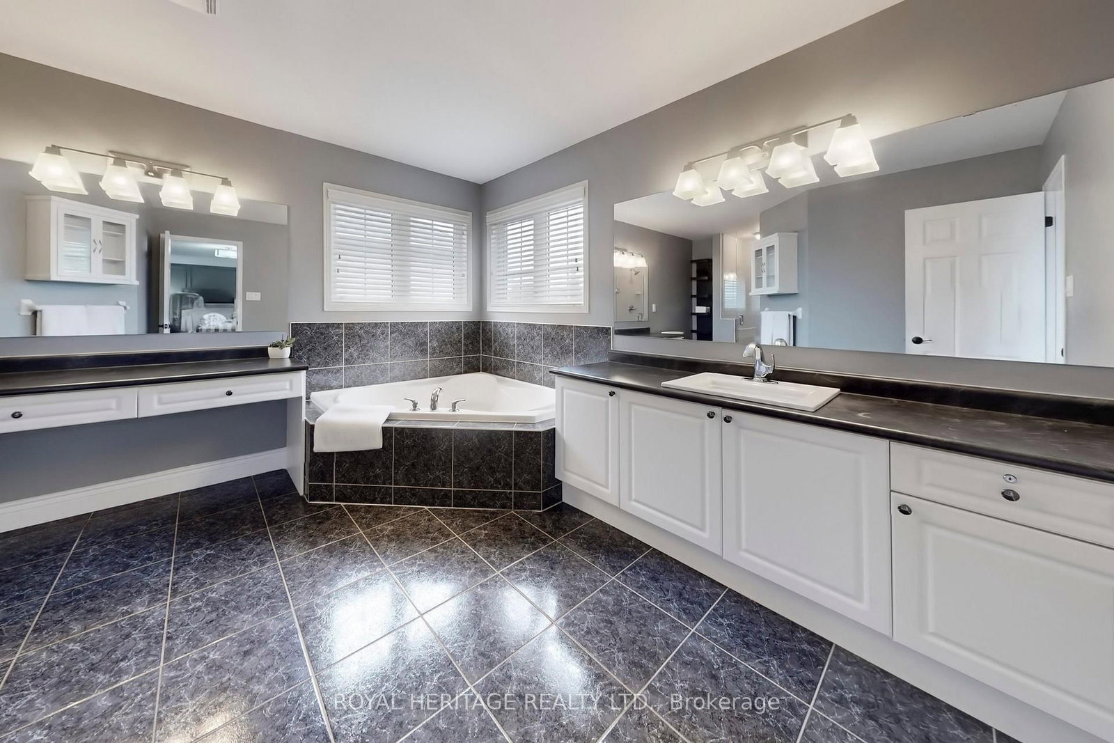 9 Nathan Avenue - Photo 30