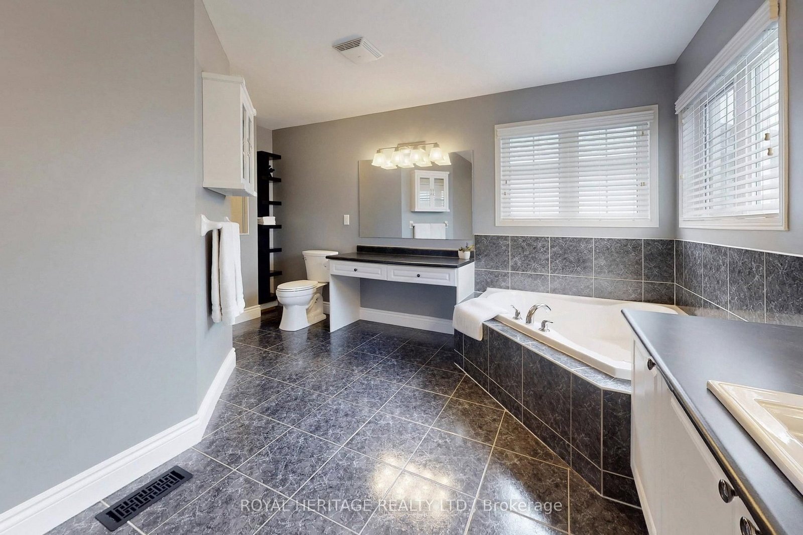 9 Nathan Avenue - Photo 31