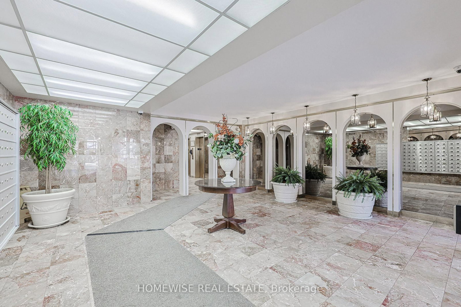 485 Kingston Road, Unit 705 - Photo 29