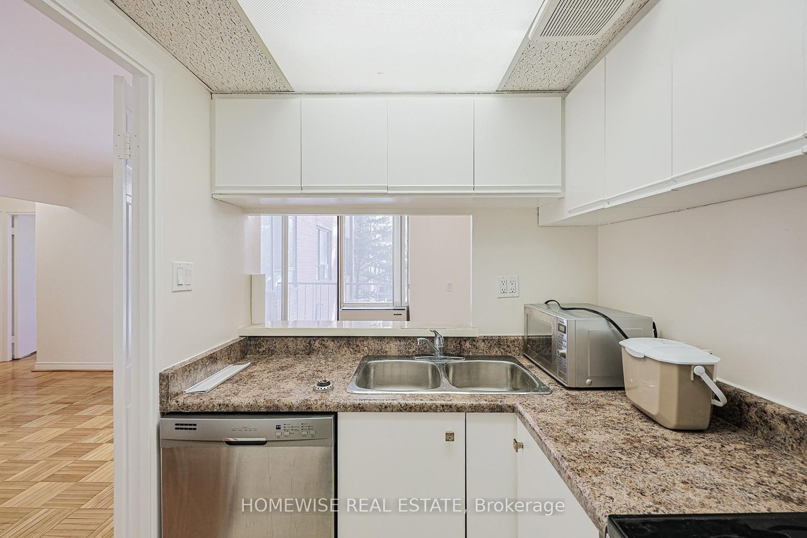 485 Kingston Road, Unit 705 - Photo 4