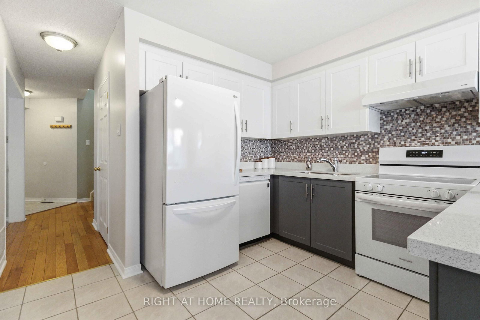 39 Davies Crescent - Photo 11