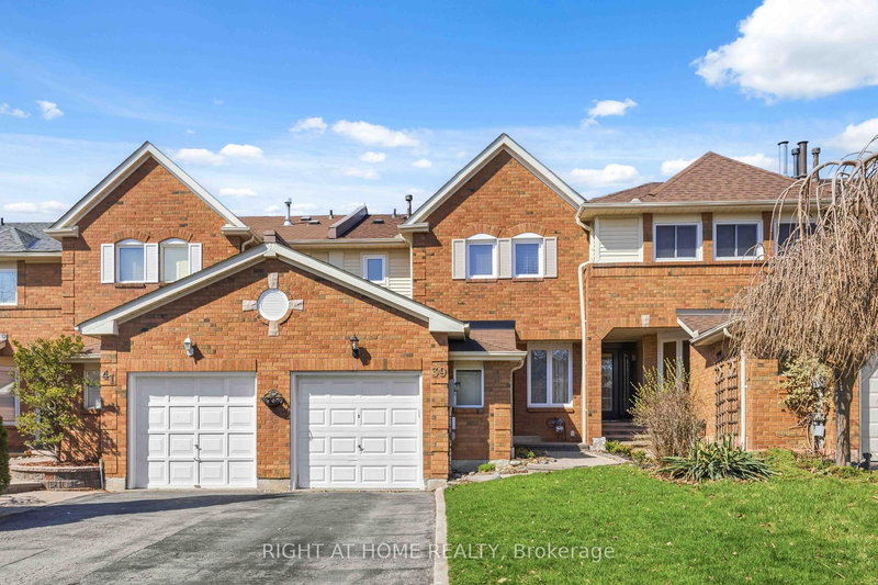 39 Davies Cres, Whitby, L1N 8X4 | Image 2