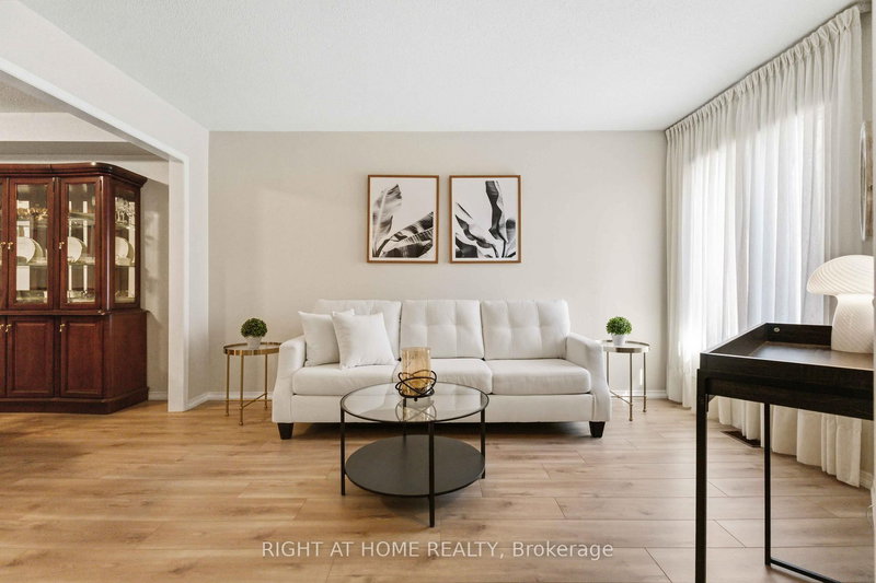 39 Davies Cres, Whitby, L1N 8X4 | Image 3