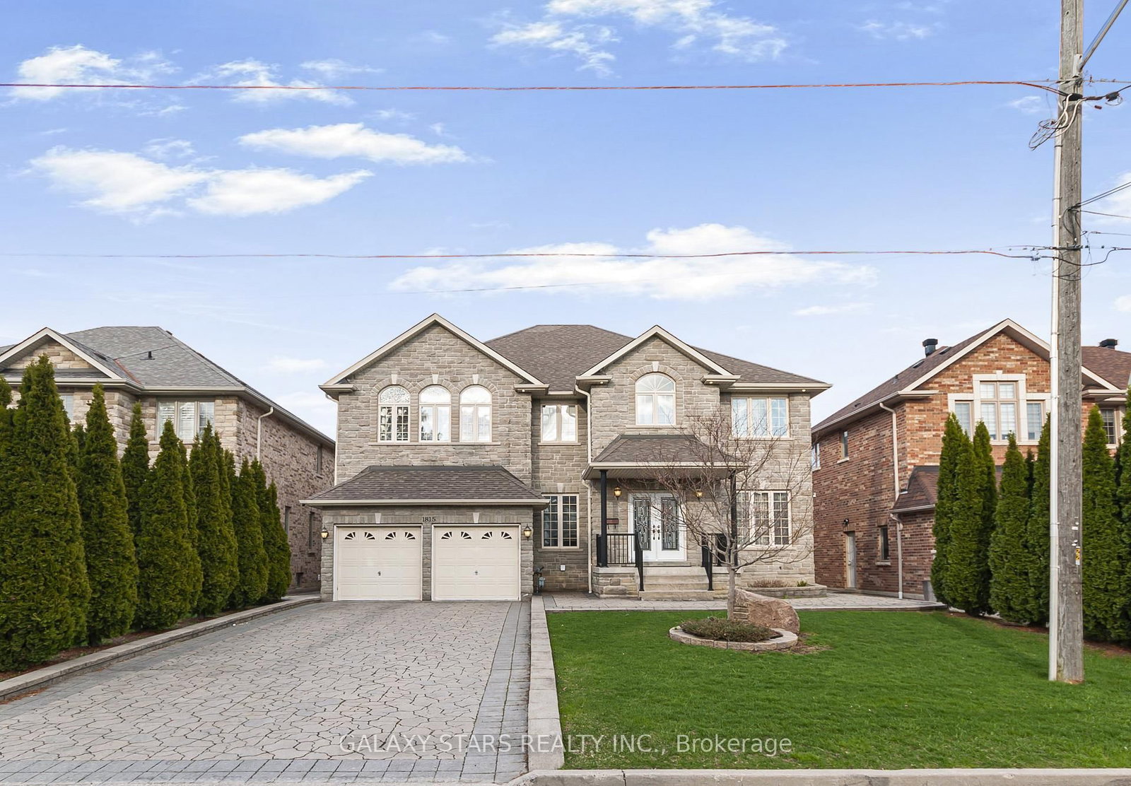 1815 Woodview Avenue