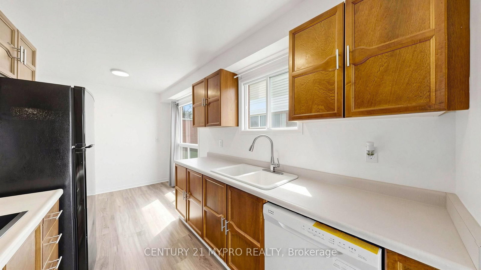 1399 Anton Square - Photo 11