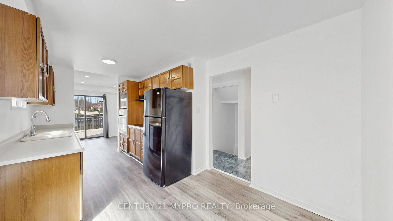 1399 Anton Square - Photo 14