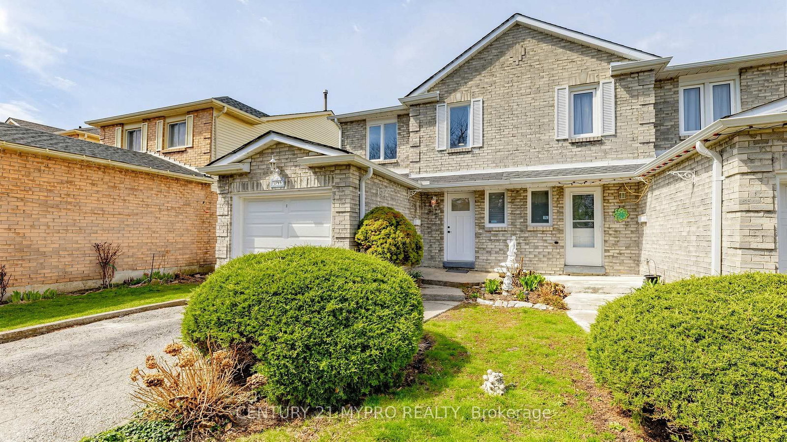 1399 Anton Square - Photo 2