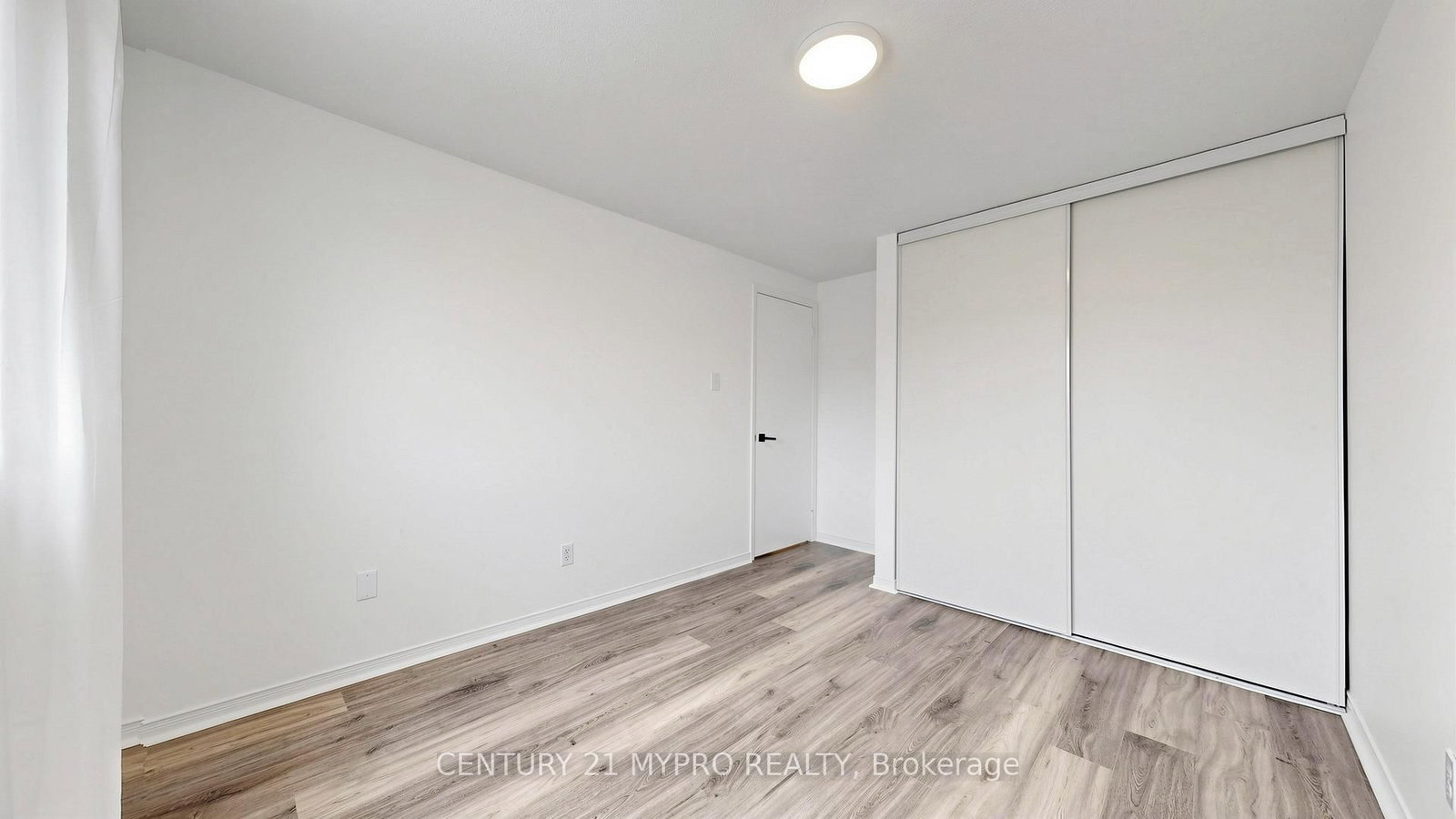 1399 Anton Square - Photo 28