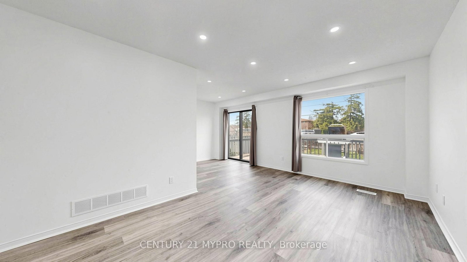 1399 Anton Square - Photo 3