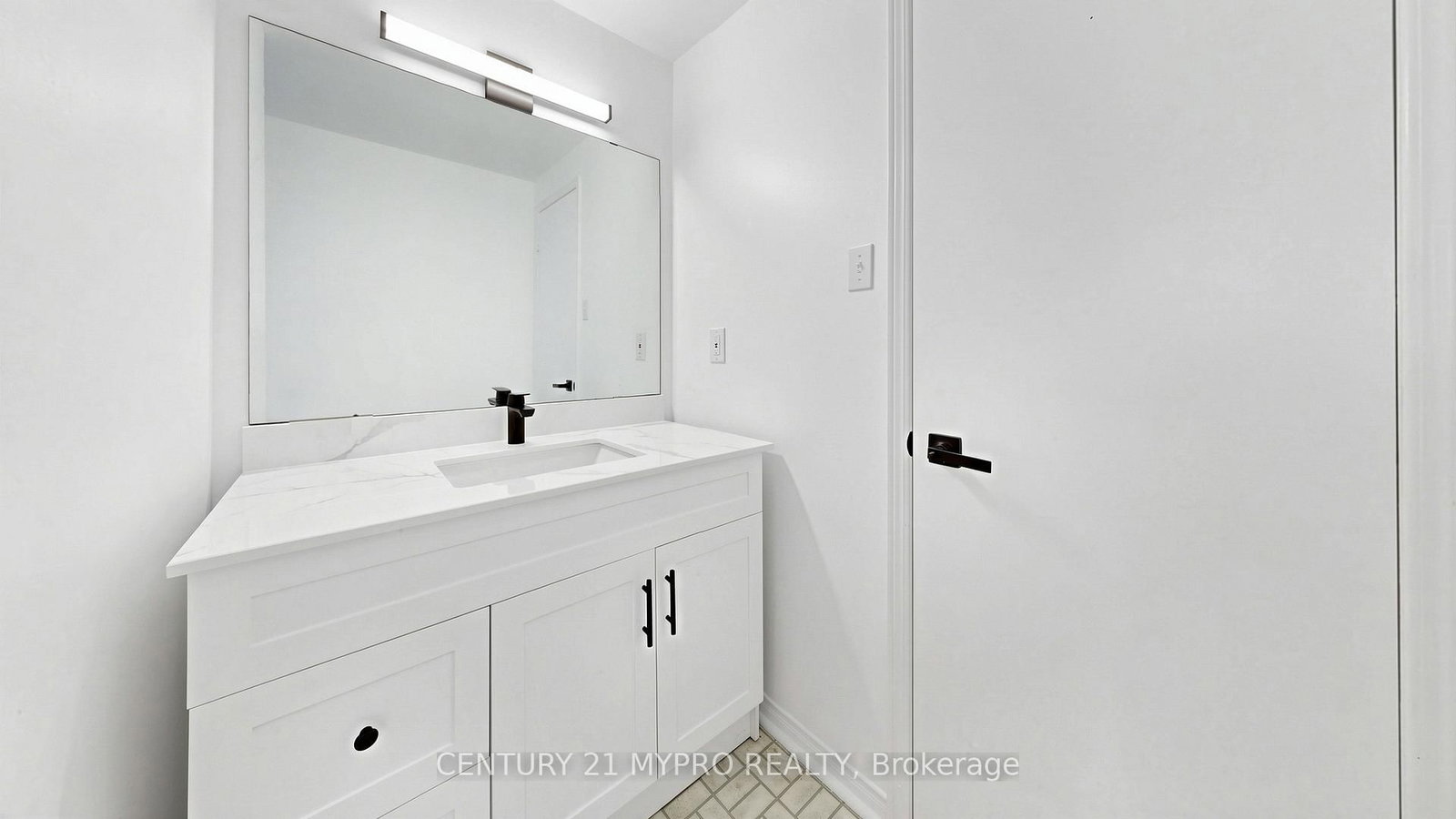 1399 Anton Square - Photo 31
